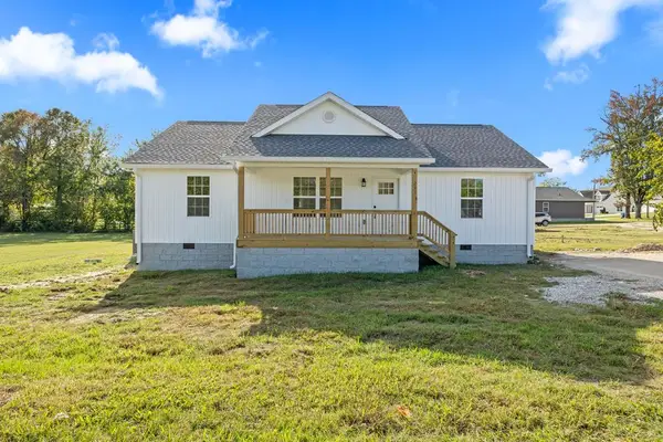 291 5th Ave S, Baxter, TN 38544