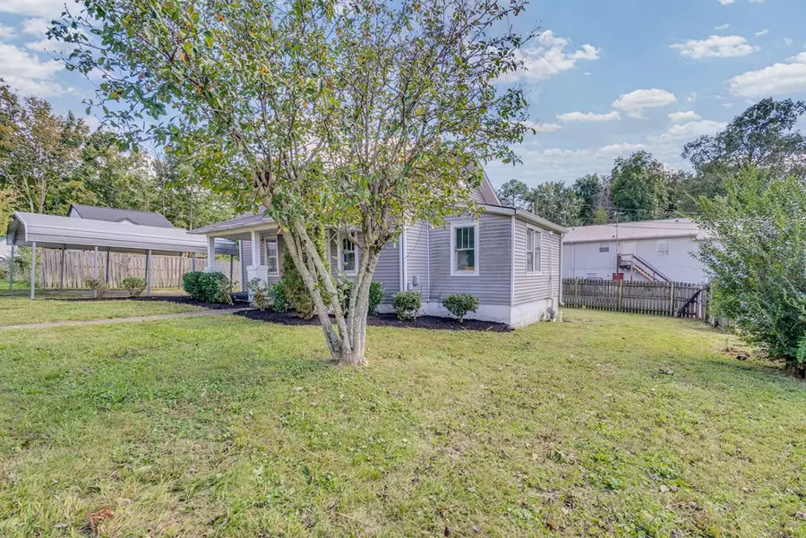 215 E 15th St, Cookeville, TN 38501-1396 - Image #3