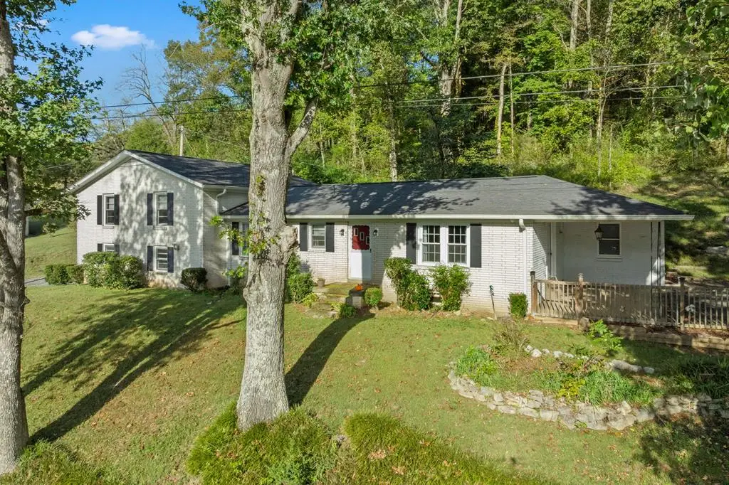 334 SW Wartrace Hwy, Pleasant Shade, TN 37145 - Image #1