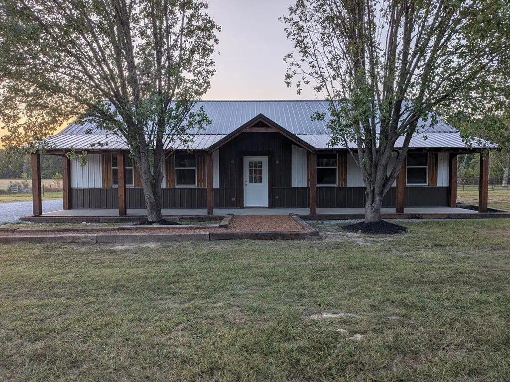 292 Lawson Bottom Rd, Burkesville, KY 42717 - Image #1