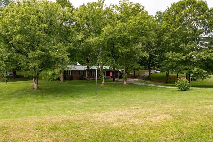 427 Allen Chapel Road, Hilham, TN 38568 - Image #2