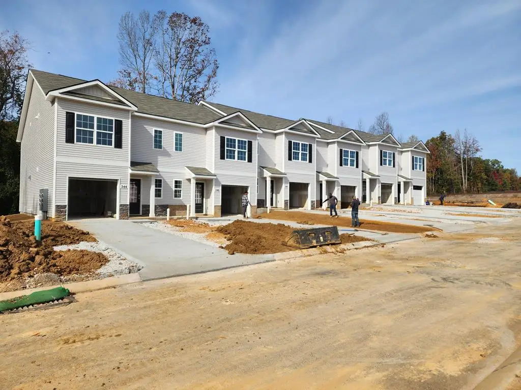 252 Dale Mires Lane, Baxter, TN 38544 - Image #1