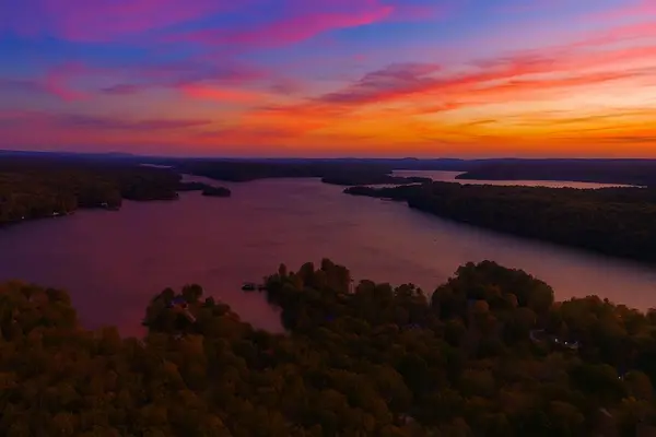 484 Apollo Dr, Spring City, TN 37381