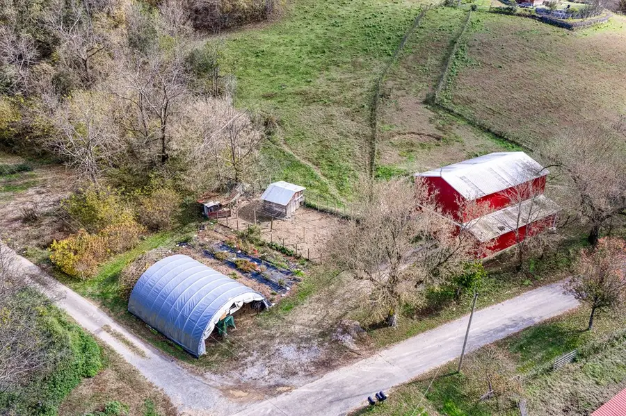 2087 Add Stafford Road, Hilham, TN 38568 - Image #3