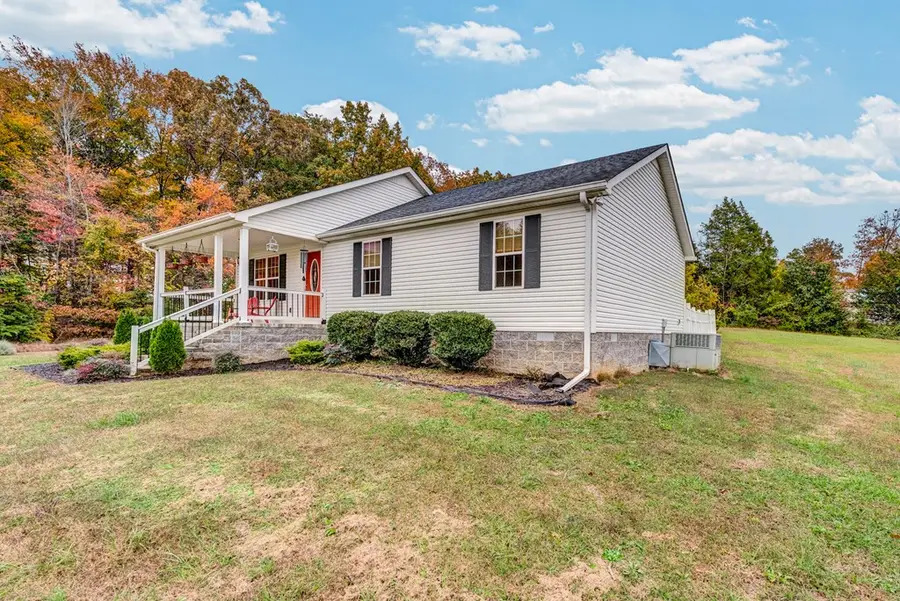 498 Bugger Ridge Rd, McMinnville, TN 37110 - #3