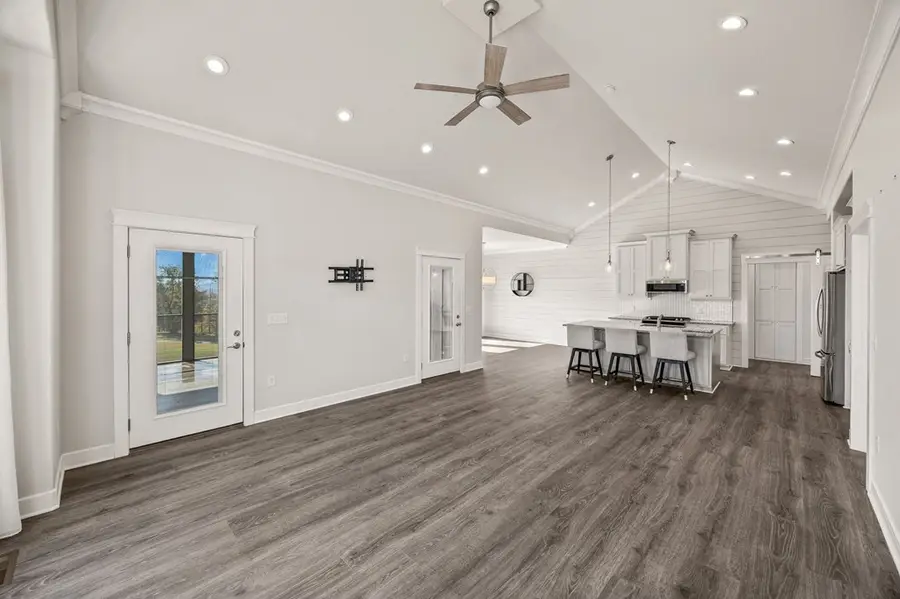 3261 Swann Ridge Road, Hilham, TN 38568 - Image #2