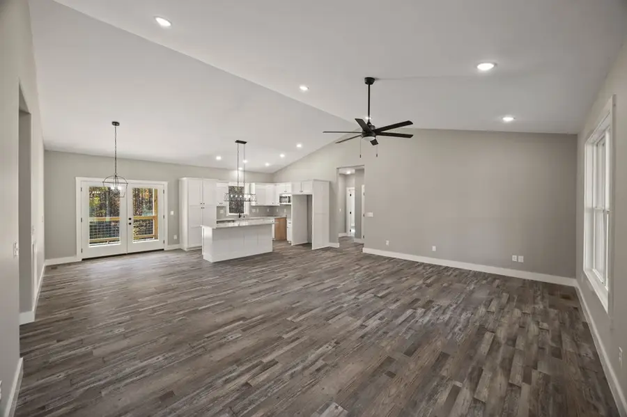 108 Creekview Court, Jamestown, TN 38556 - Image #3