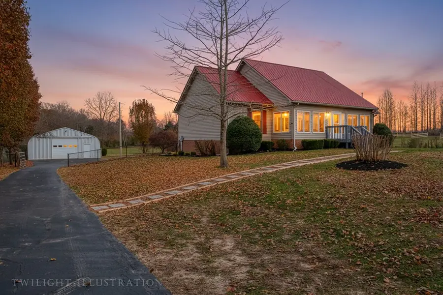 6260 Warren Henley Rd, Baxter, TN 38544 - Image #2