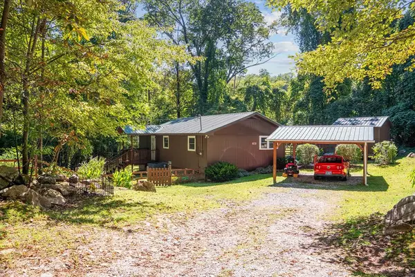 131 Longmire Rd., Rockwood, TN 37854
