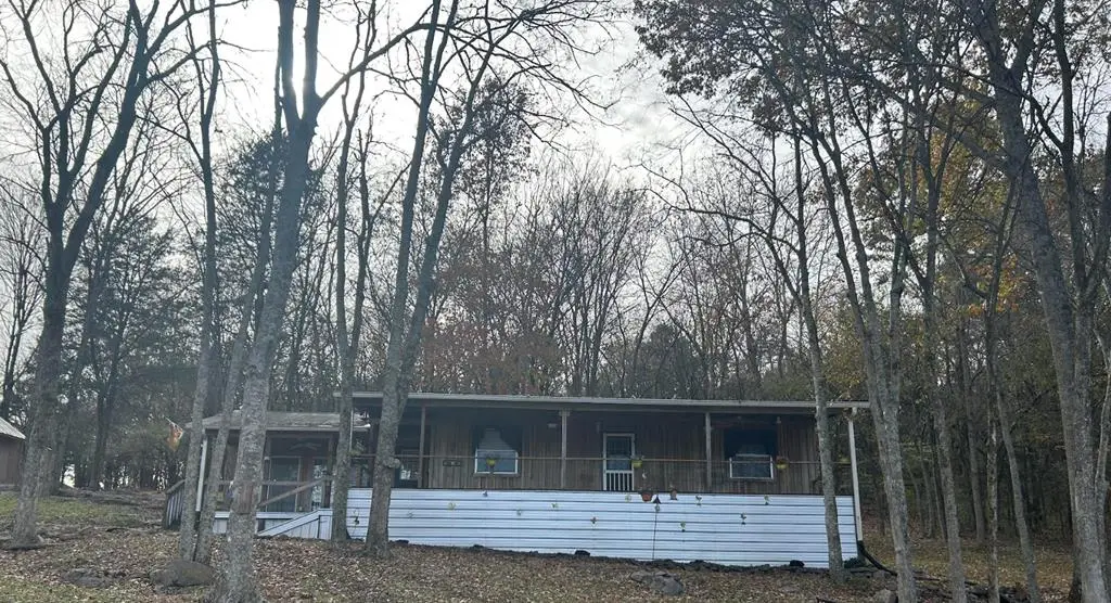 156 Spalding Bell Lane, Gainesboro, TN 38562 - Image #1