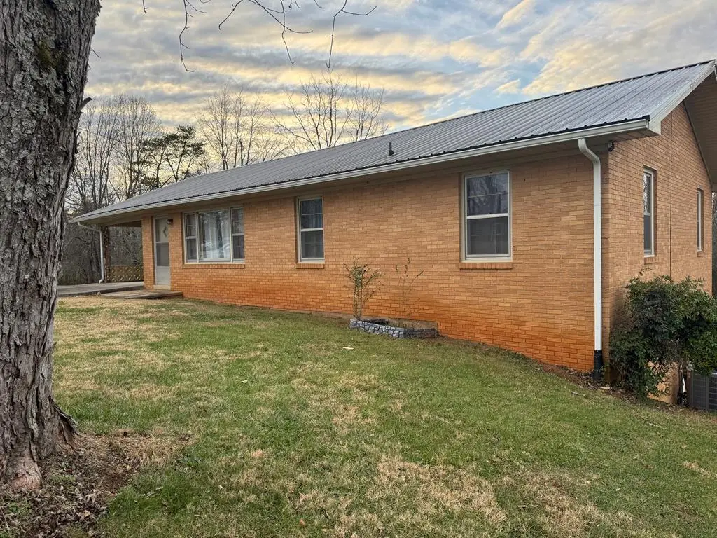 351 Forest Circle, Sparta, TN 38583 - Image #1