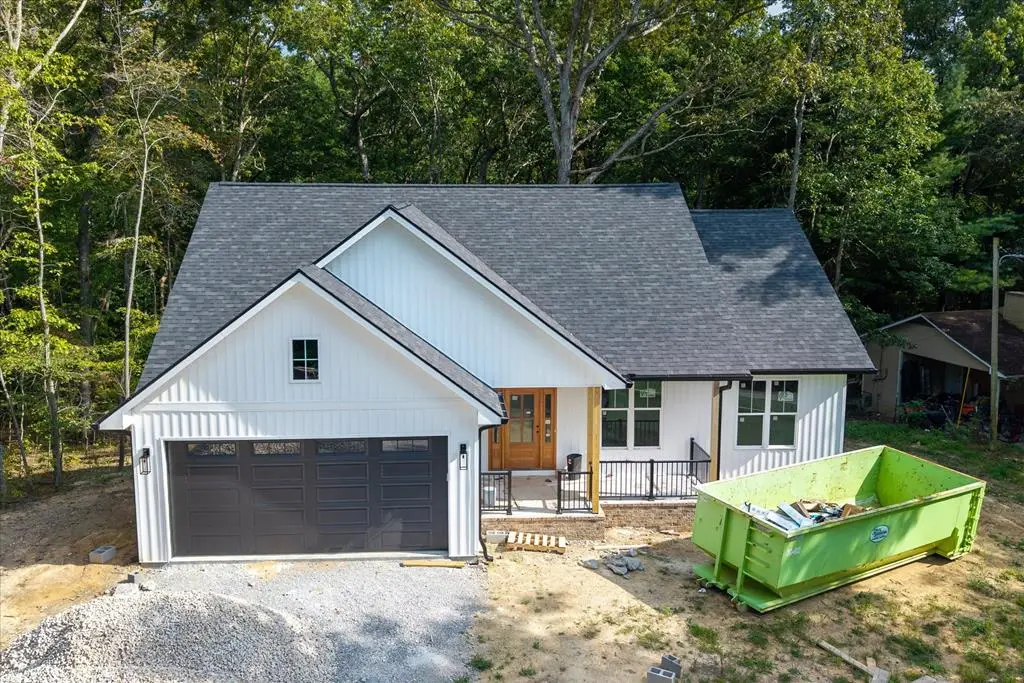 235 Estates Lake Drive, Crossville, TN 38571 - Image #1