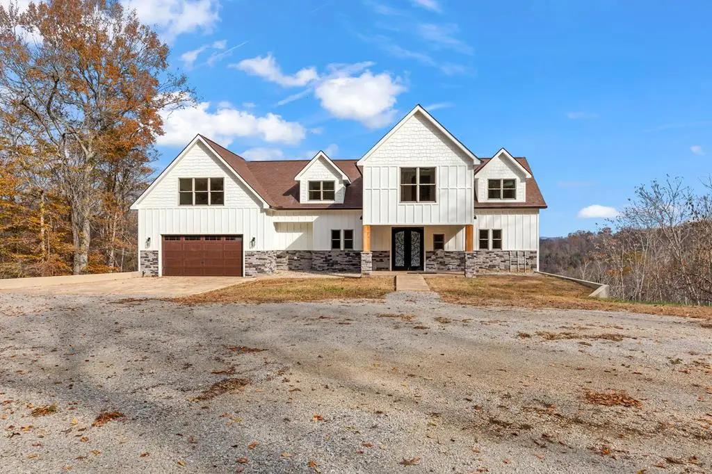 176 Bear Pause Rd, Byrdstown, TN 38549 - Image #1