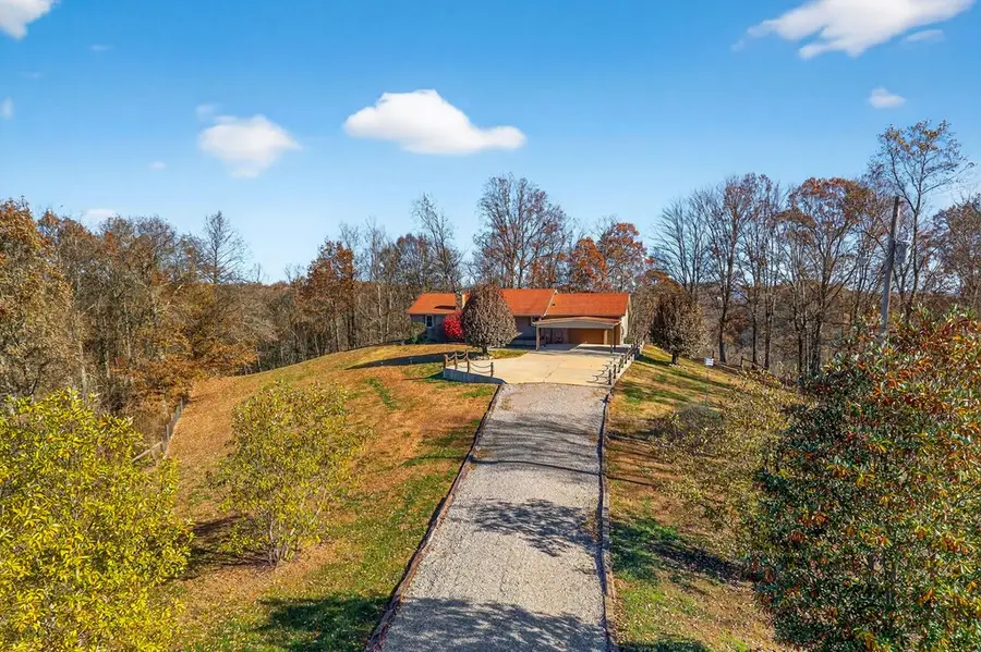 448 Daniels Lane, Celina, TN 38551 - Image #2