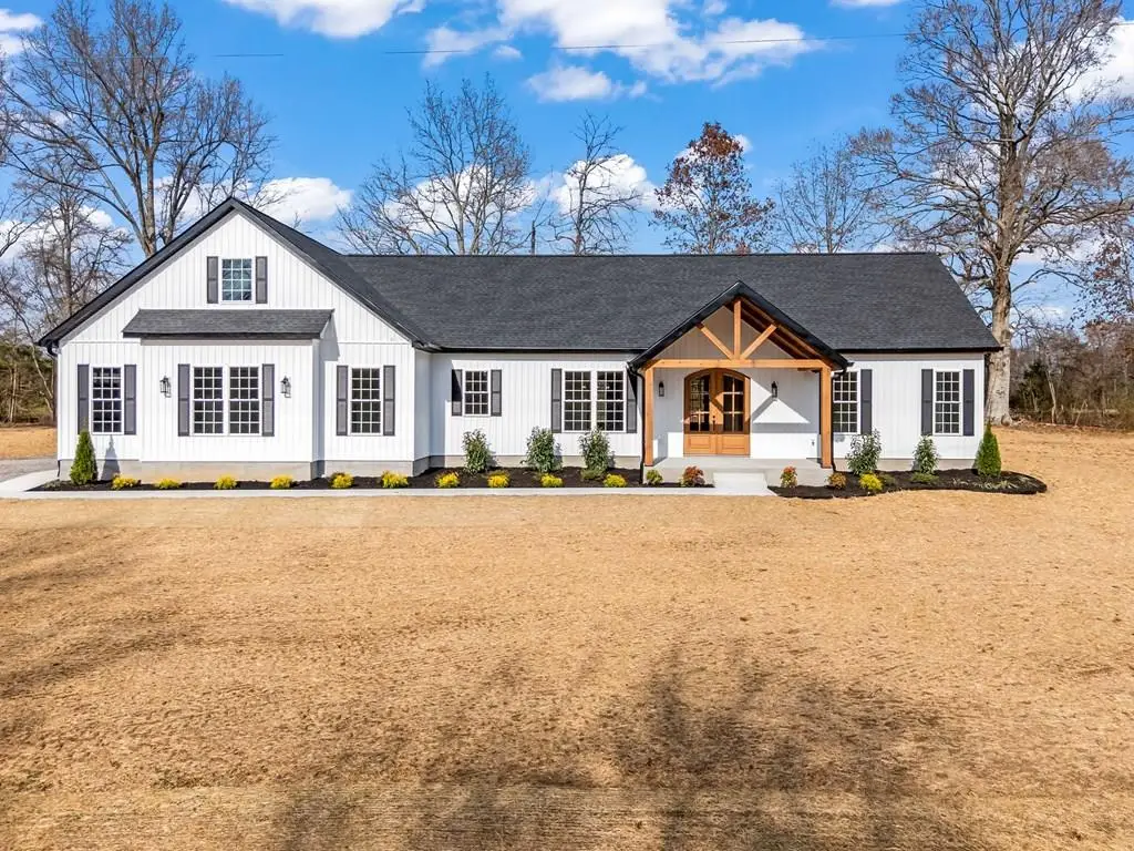 339 Heather Heights, Bradyville, TN 37026 - Image #1