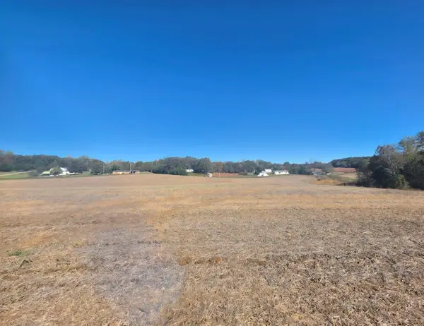 13-B Petty, SPARTA, TN 38583