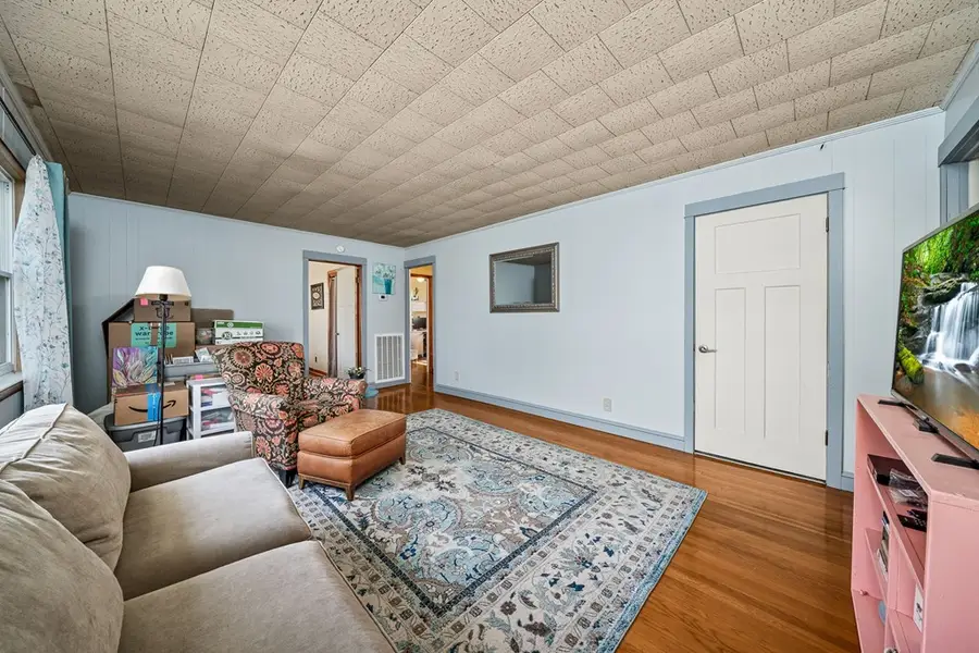 32 Birchwood St, Pikeville, TN 37367 - Image #3