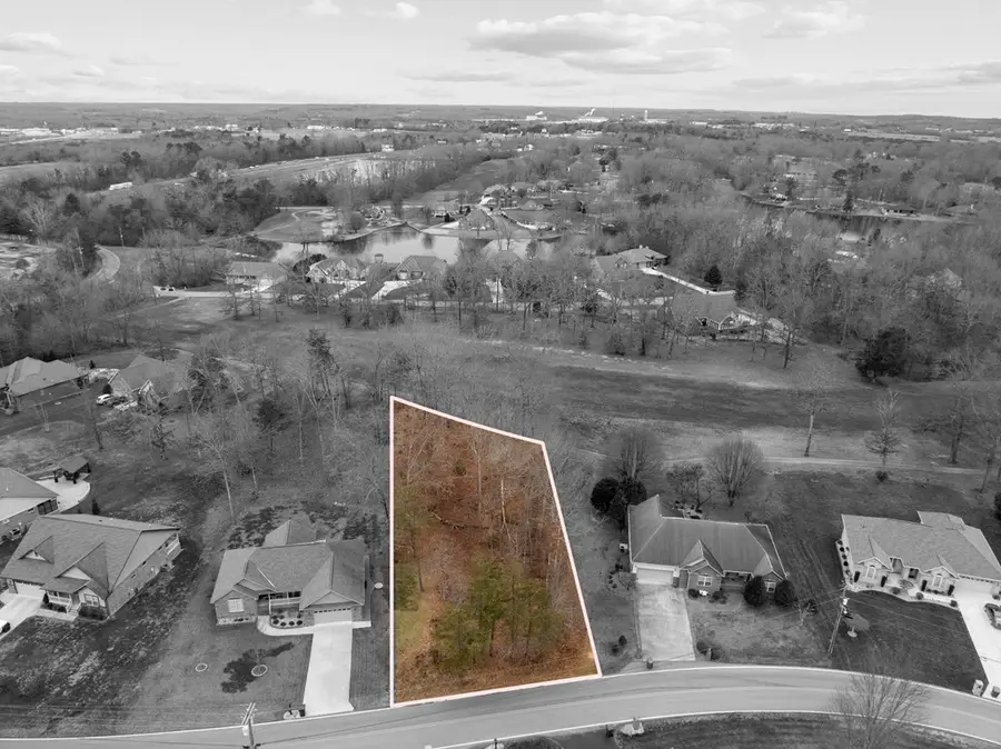 0.47 ac E Deer Creek Dr, Crossville, TN 38571 - Image #2