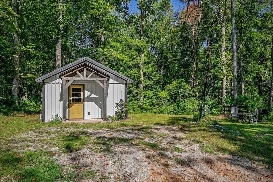 3247 Moodyville Rd, Byrdstown, TN 38549 - Image #2