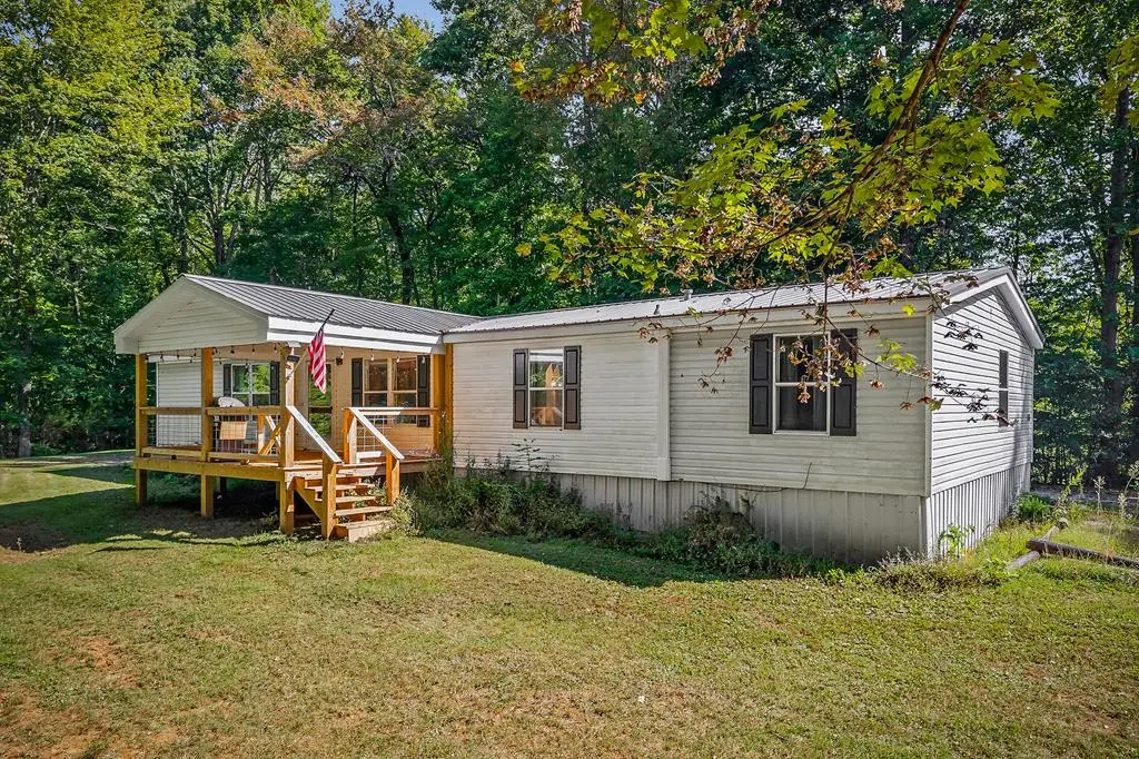 386 Baptist Ridge Hwy, Hilham, TN 38568 - Image #1