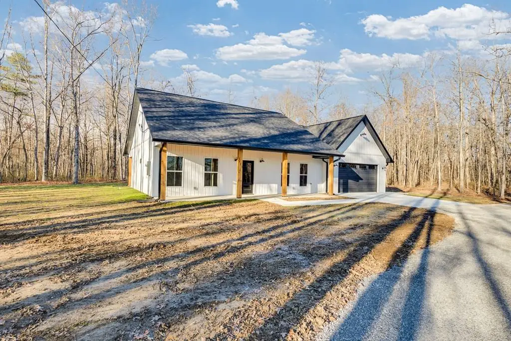 833 Dripping Springs Road, Monterey, TN 38574 - Image #1