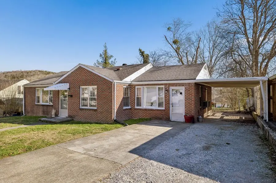 104 Davis Street N, Carthage, TN 37030 - Image #2