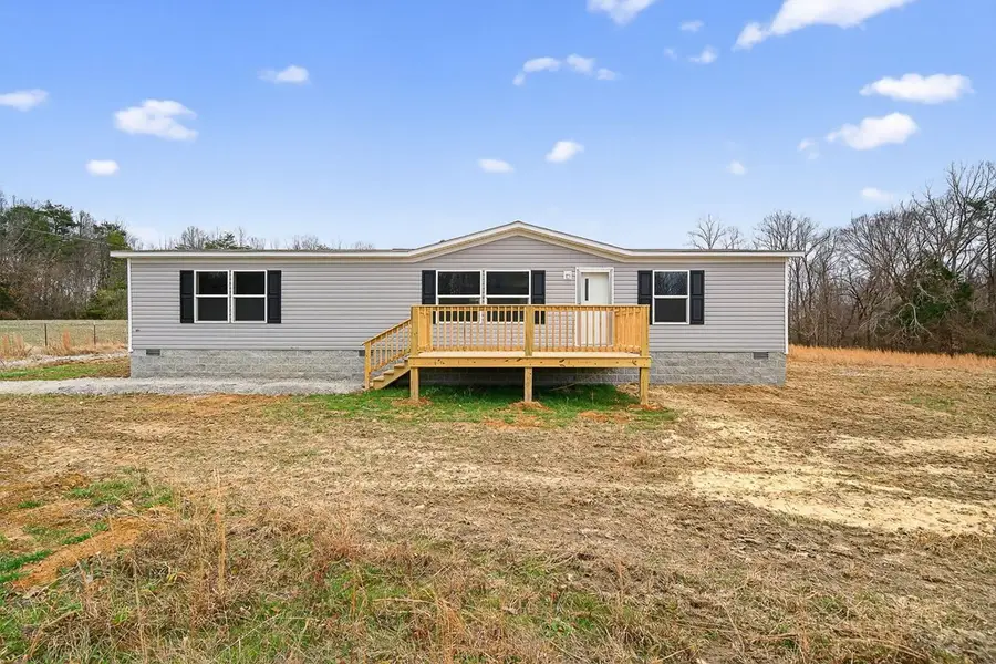129 Earl Phillips Lane, Hilham, TN 38568 - Image #3