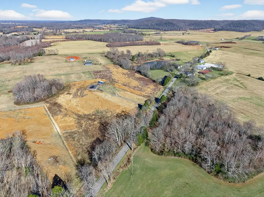 4956 Franks Ferry Road, Sparta, TN 38583 - Image #3