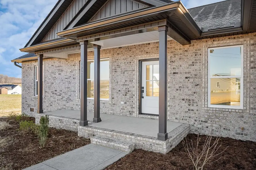 182 Jersey Pike, Sparta, TN 38583 - Image #2