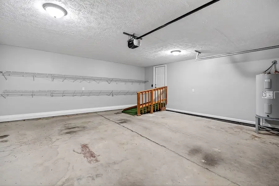 325 Indian Springs Cir, Manchester, TN 37355 - Image #2