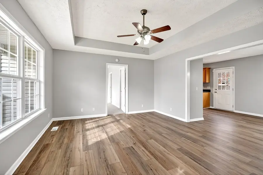 325 Indian Springs Cir, Manchester, TN 37355 - Image #3