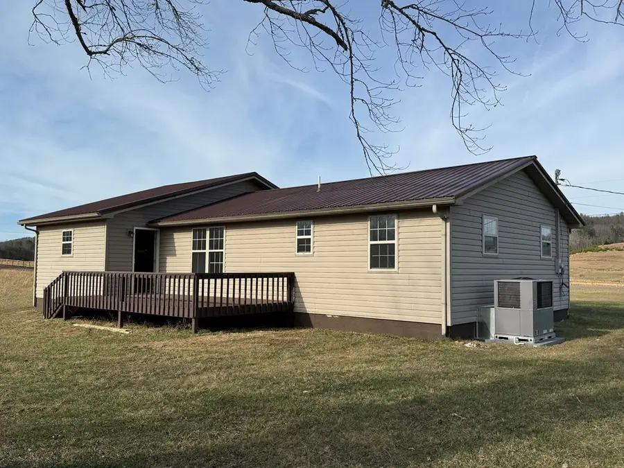 10612 Newton Rd, Crossville, TN 38572 - Image #3