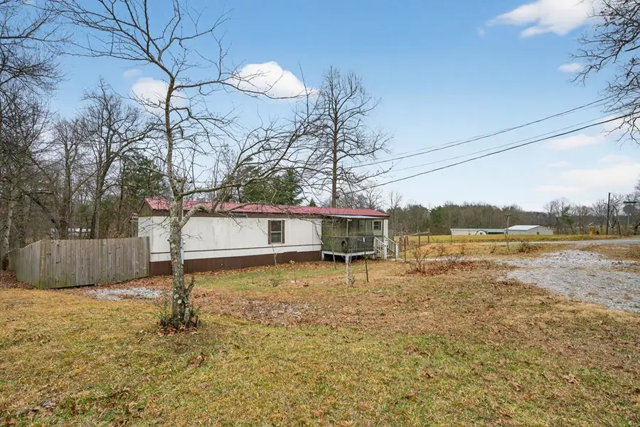 115 Kingwood Dr, Sparta, TN 38583 - Image #2