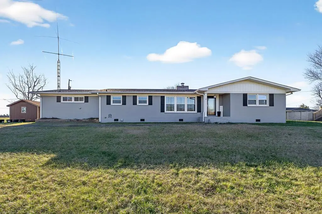 513 N Spring St, Sparta, TN 38583 - Image #1