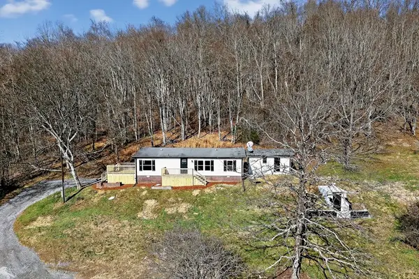 593 Cedar Bend Rd, Beersheba Springs, TN 37018