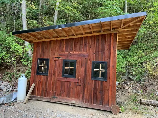 1029 E Obey, WILDER, TN 38589