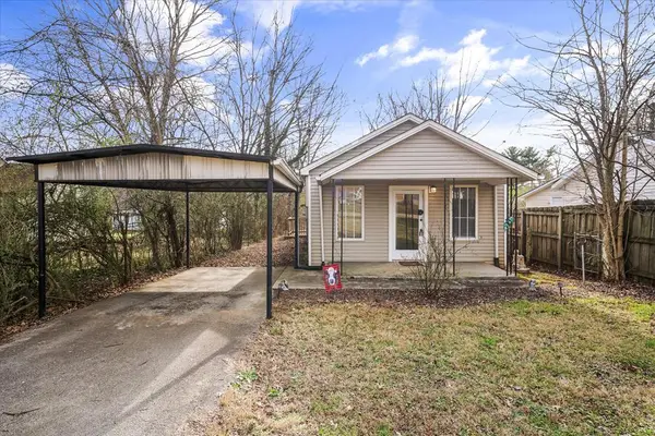 2417 Mentor Rd, Louisville, TN 37777