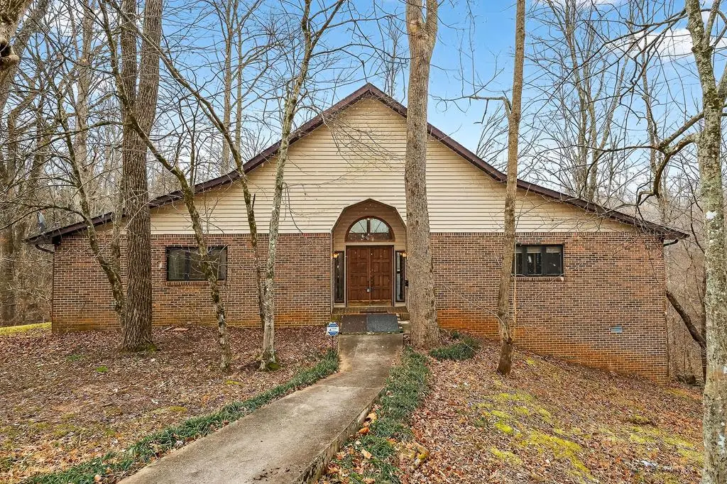 136 Crawford Chapel Road, Cookeville, TN 38506 - Image #1