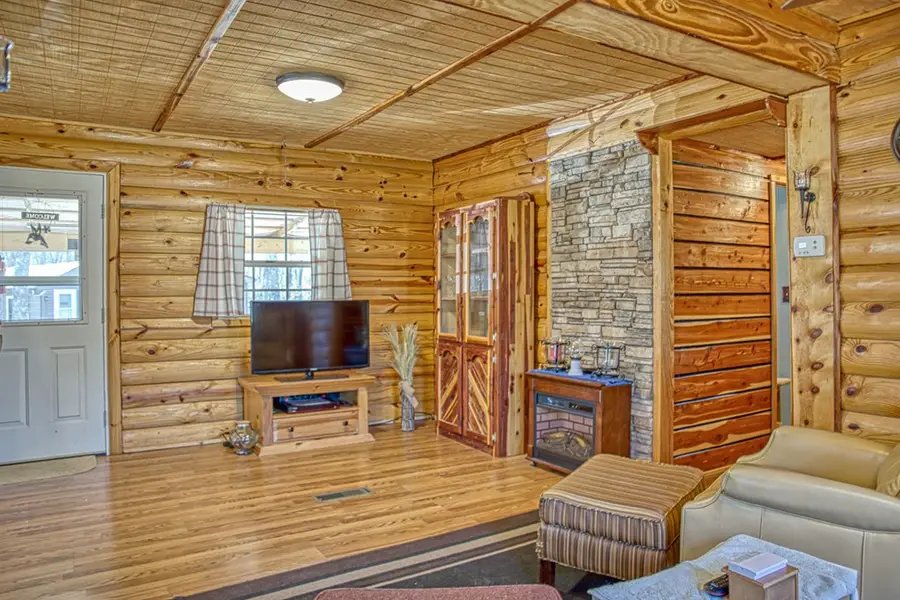 214 Monticello Loop, Crossville, TN 38555 - Image #2