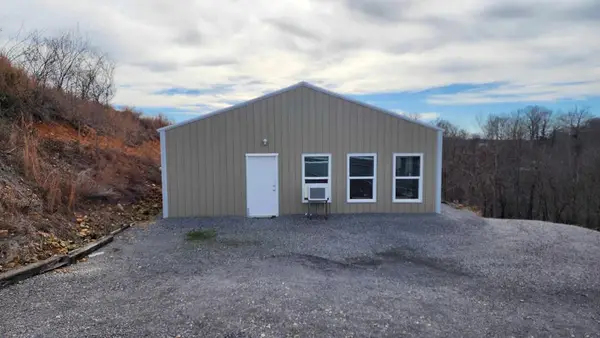 276 Schelley Rd, GAINESBORO, TN 38562