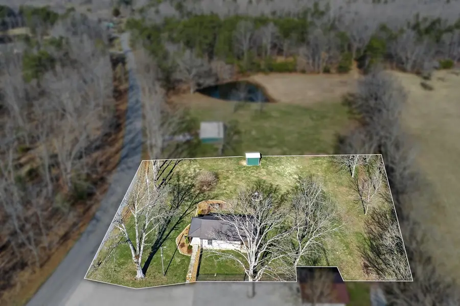 2496 Chestnut Hill Rd, Crossville, TN 38571 - Image #2