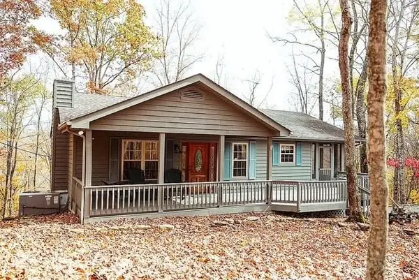 125 Seminole Lane, Byrdstown, TN 38549