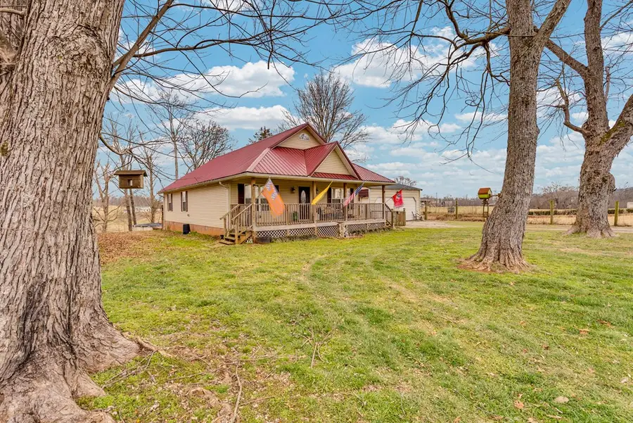 590 Franks Ferry Rd, Sparta, TN 38583 - Image #3