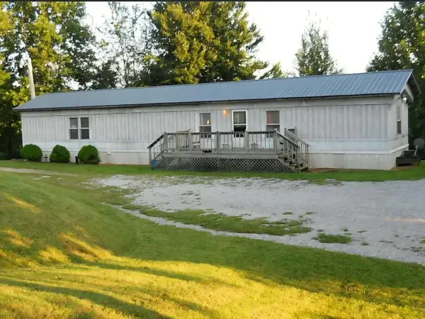 996 Mcbroom Branch Rd, Baxter, TN 38544