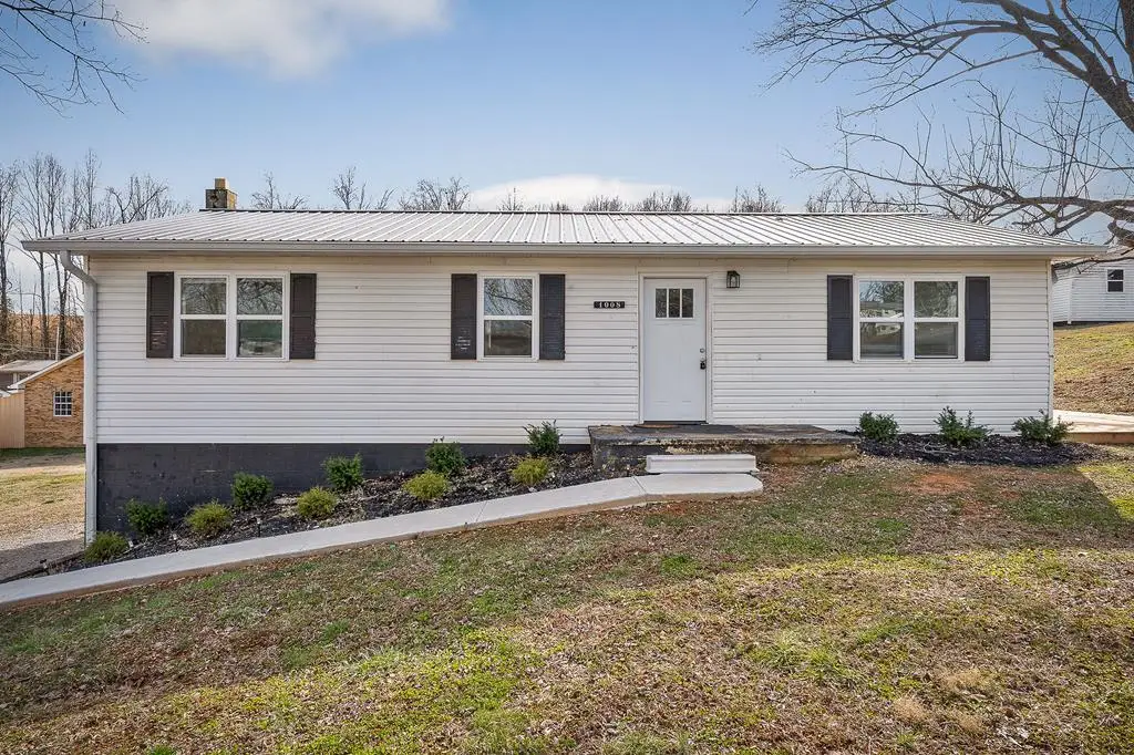 1008 Asberry Dr., Byrdstown, TN 38549 - #1