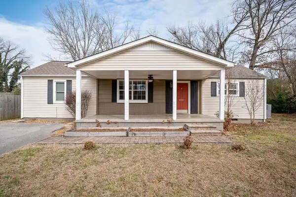 580 E 3rd St, COOKEVILLE, TN 38506