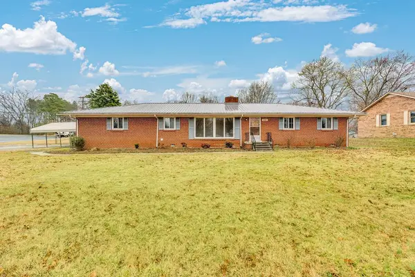 540 4th Ave S, Baxter, TN 38544