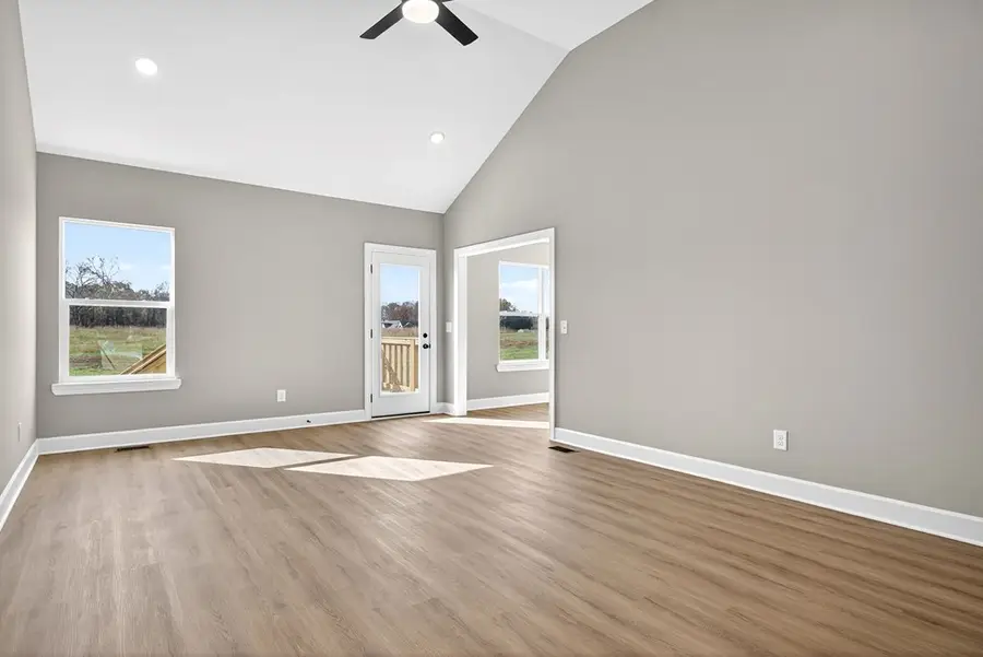 754 C Rody Rd, McMinnville, TN 37110 - #2