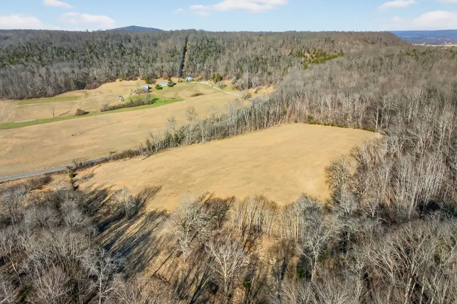 3727 Franks Ferry Road, Sparta, TN 38583 - #3
