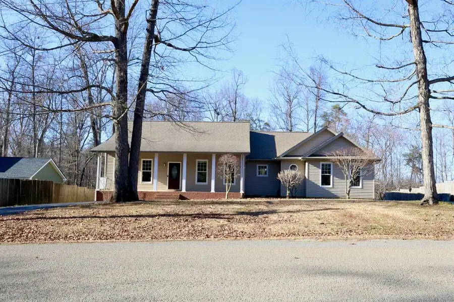 213 Ridgewood Rd, Cookeville, TN 38501 - #2